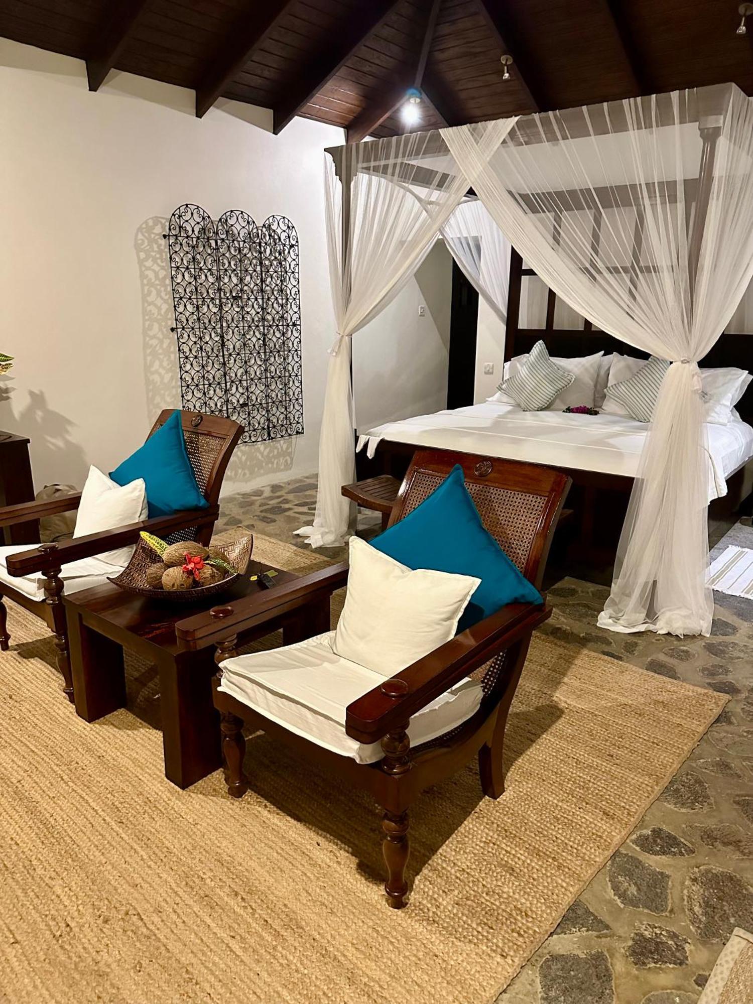 Firefly Estate Bequia Hotel Crescent Beach ภายนอก รูปภาพ