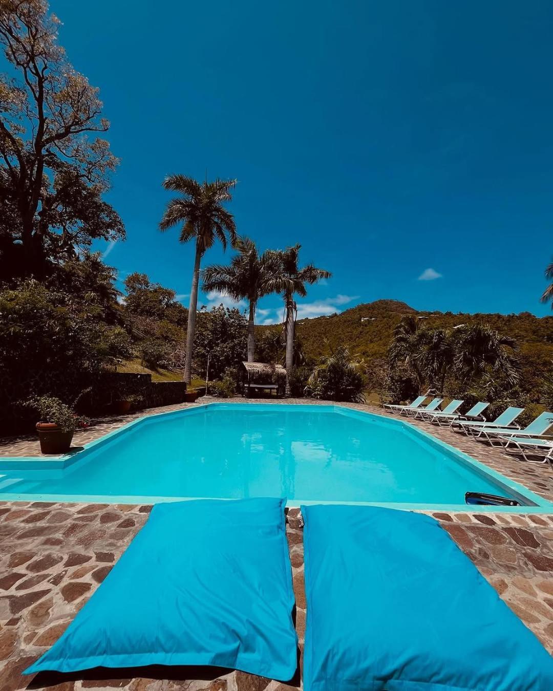 Firefly Estate Bequia Hotel Crescent Beach ภายนอก รูปภาพ