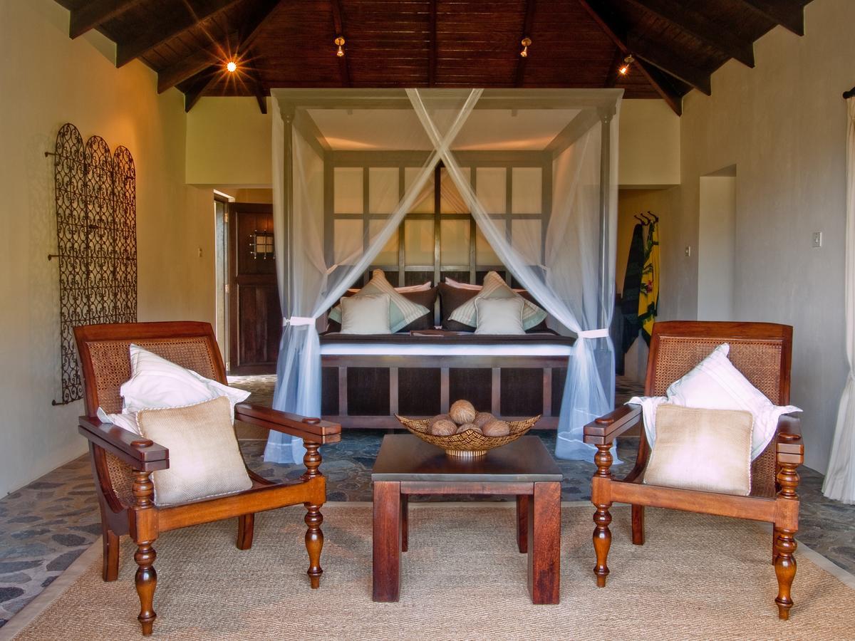 Firefly Estate Bequia Hotel Crescent Beach ภายนอก รูปภาพ