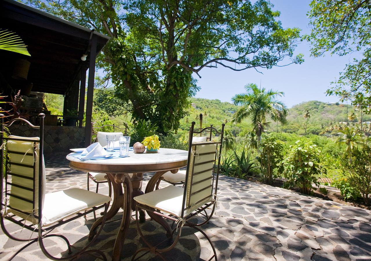 Firefly Estate Bequia Hotel Crescent Beach ภายนอก รูปภาพ